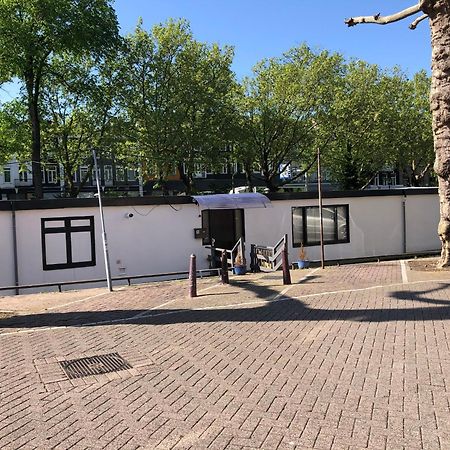Amsterdam-Houseboat-Amstel B&B 외부 사진