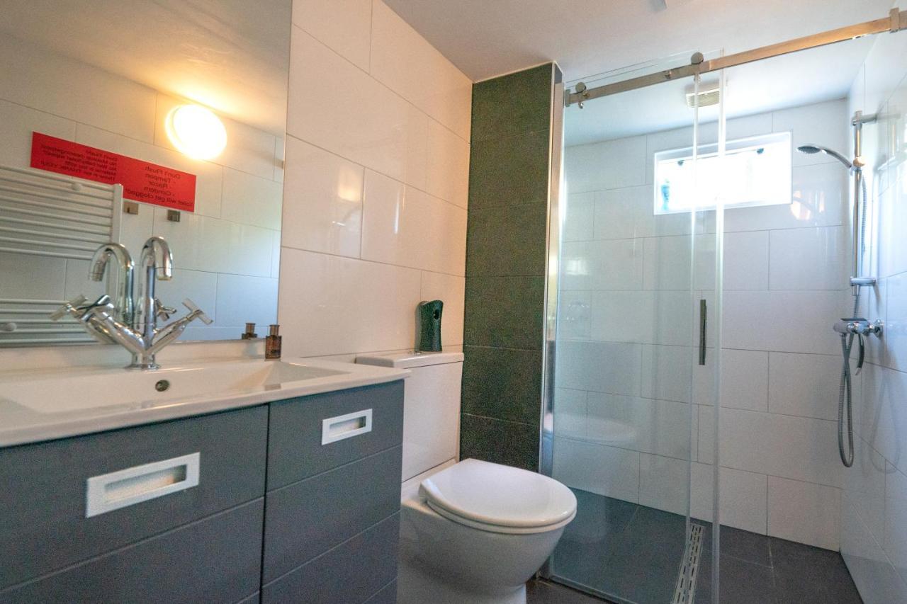 Amsterdam-Houseboat-Amstel B&B 외부 사진